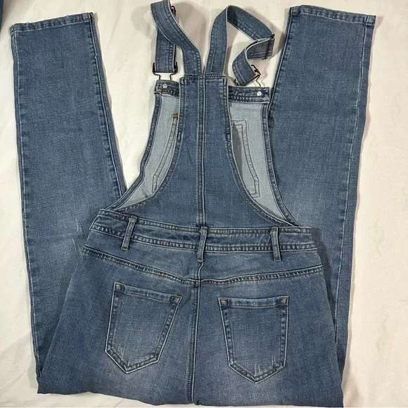 Overalls - Picture 2 of 3